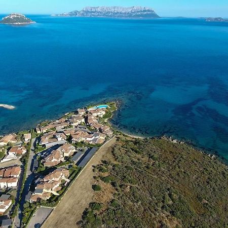 Apartment In S'Abba E Sa Pedra With Pool Golfo Aranci Kültér fotó