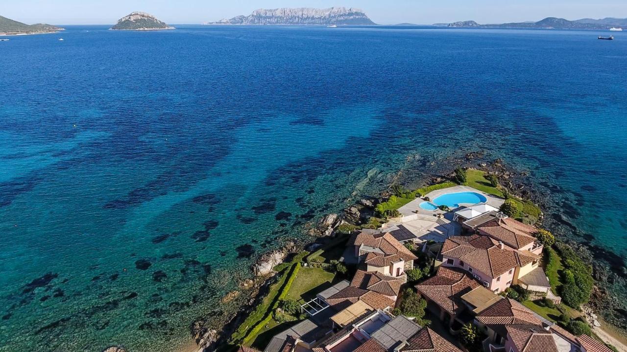 Apartment In S'Abba E Sa Pedra With Pool Golfo Aranci Kültér fotó