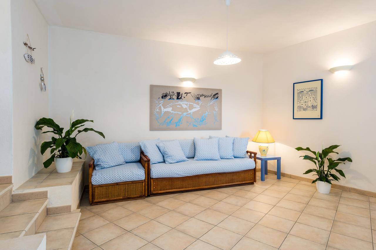 Apartment In S'Abba E Sa Pedra With Pool Golfo Aranci Kültér fotó