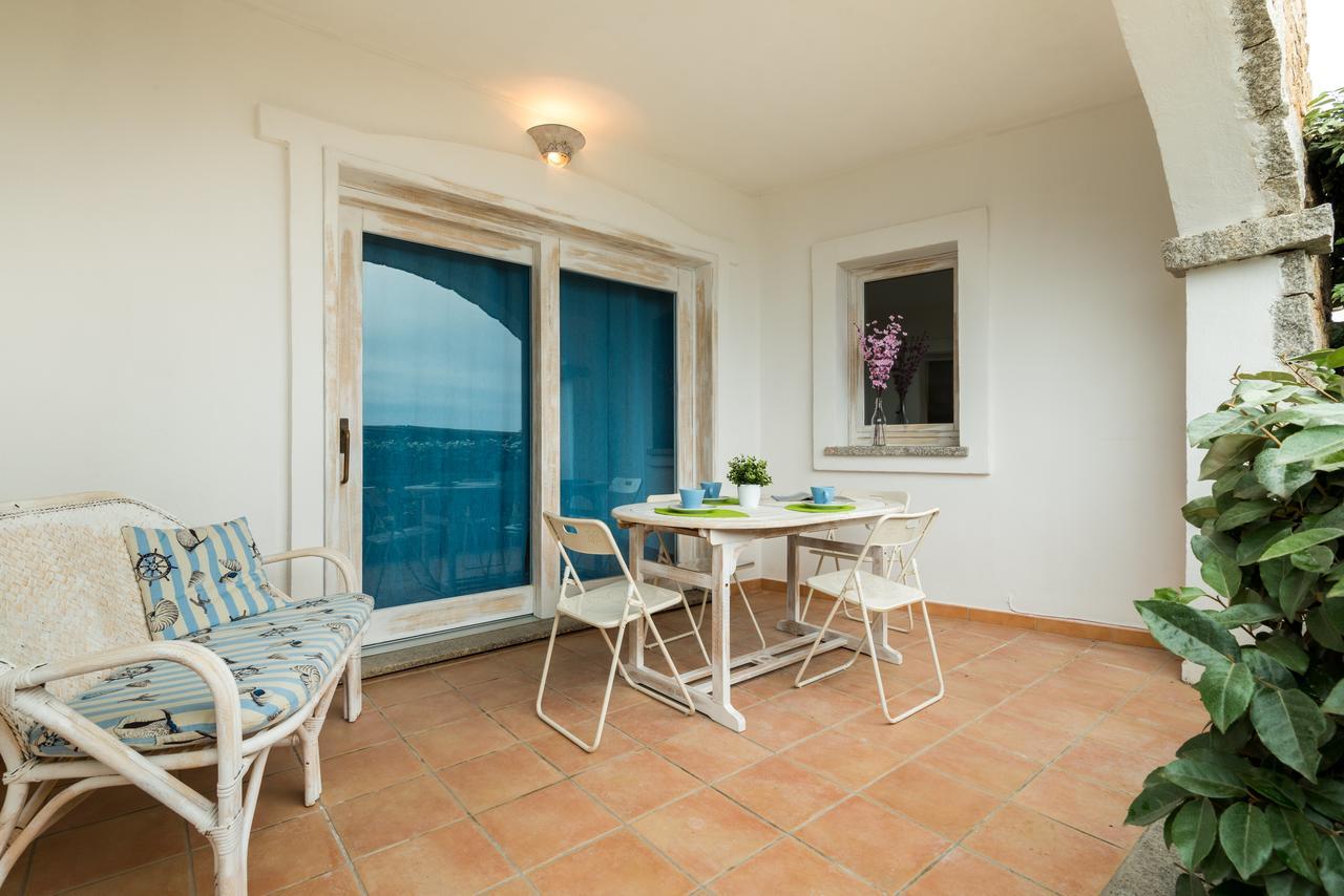 Apartment In S'Abba E Sa Pedra With Pool Golfo Aranci Kültér fotó